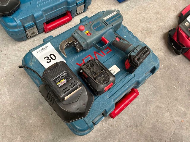 Fivea rt308c accu vlechtmachine - afbeelding 3 van  3