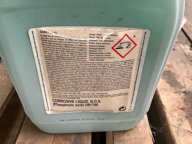 Flacon à 10liter sanitairreiniger (4x) - afbeelding 4 van  6