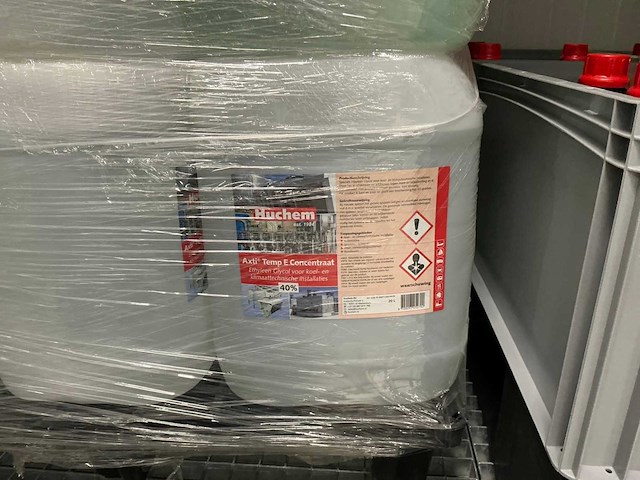 Flacon huchem axti temp e concentraat à 20liter (12x) - afbeelding 1 van  7