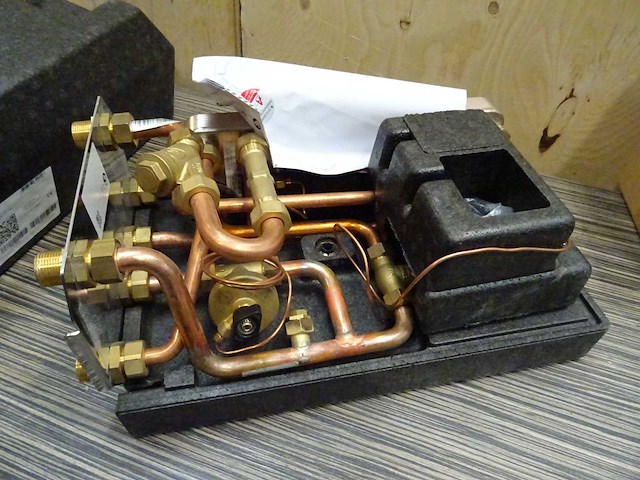 Flamco - logoeco compact t b h-hw 12 nl - hs1049985 - warmteafleverset - afbeelding 3 van  3