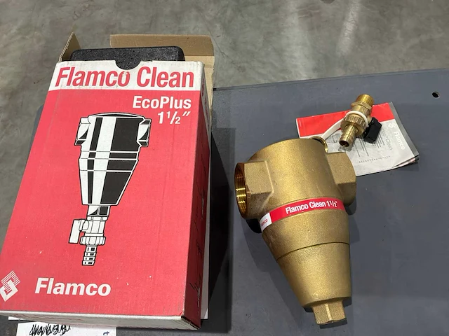 Flamco clean ecoplus flamco clean ecoplus vuilafscheider met isolatie (4x) - afbeelding 1 van  4