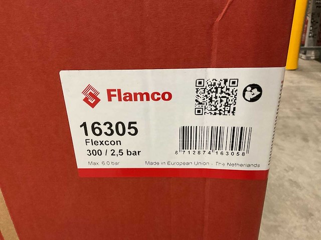 Flamco flexcon 300l / 2.5bar 16305 expansievat - afbeelding 3 van  3