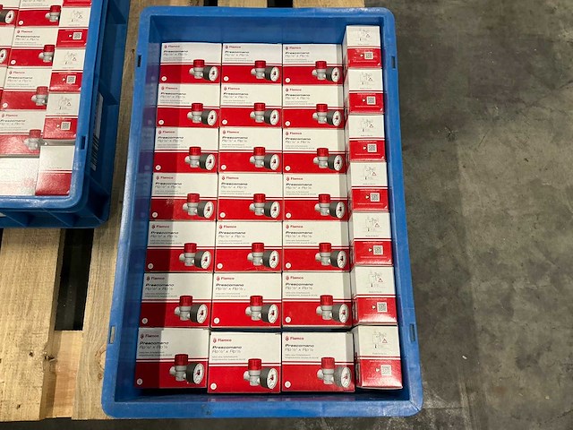 Flamco prescomano veiligheidsventielen met manometer (28x) - afbeelding 3 van  9