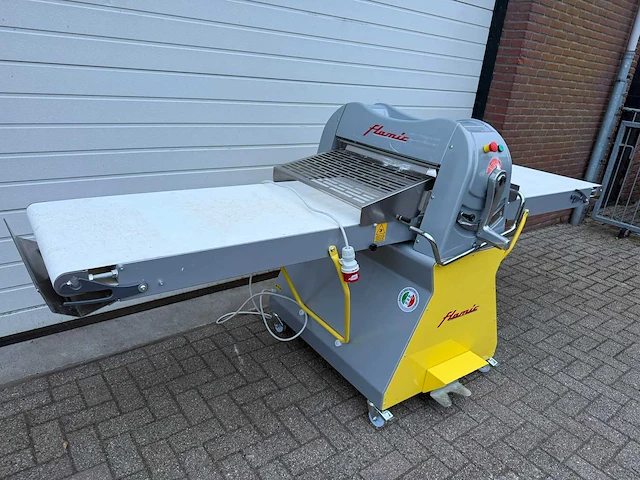 Flamic - 2015 - sf 600x 1400 - uitrolmachine - afbeelding 1 van  6