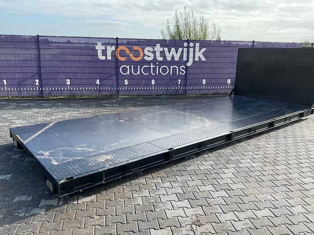 Flat rack container 670cm x 240cm - afbeelding 9 van  9