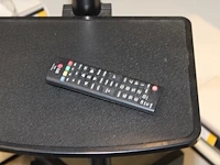 Flatscreen tv lg 43lf630v op verrijdbare standaard met afstandsbediening. voedingskabel ontbreekt (standaard) - afbeelding 3 van  3