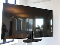Flatscreen tv sony kd-75x81j met beelddiagonaal 190 cm op mobiele lift linak smart metals. met vergaderset ... - afbeelding 2 van  6