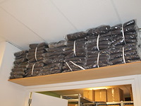 Fleecejassen gevoerd met capuchon en reclameopdruk. ca. 90 stuks blauw en zwart met afritsbare capuchon. - afbeelding 2 van  4