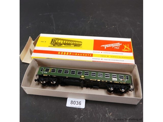 Fleischmann 2e klas rijtuig van de deutsche bahn bouwpakket modelnr: 1502b - afbeelding 1 van  5