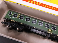 Fleischmann 2e klas rijtuig van de deutsche bahn bouwpakket modelnr: 1502b - afbeelding 2 van  5