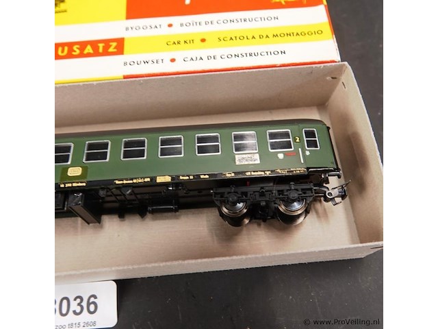 Fleischmann 2e klas rijtuig van de deutsche bahn bouwpakket modelnr: 1502b - afbeelding 3 van  5