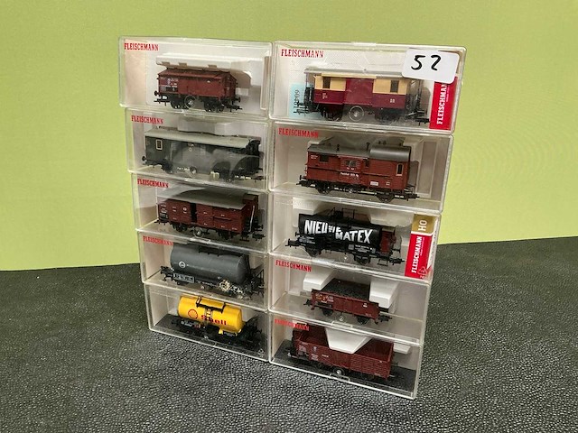 Fleischmann 5863 / 5202 / 5439 / 5840 / 5053 / 5411 / 5408 / 5676 / 5090 / 5864 modeltrein wagon (10x) - afbeelding 1 van  13