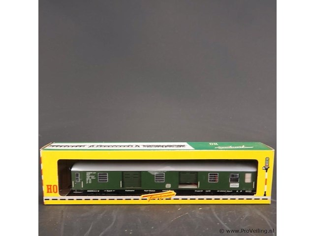 Fleischmann bagagerijtuig (packwagen pw4üm) van de deutsche bundesbahn (db) modelnr: 1504 - afbeelding 2 van  3
