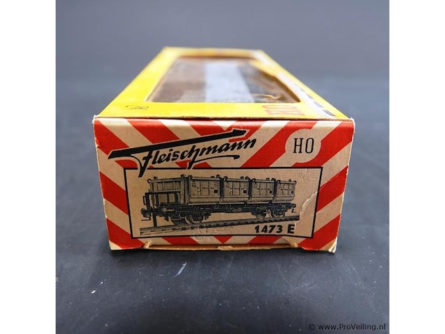 Fleischmann draagwagen van de deutsche bahn (db), beladen met vier open 'von haus zu haus' containers - afbeelding 3 van  3