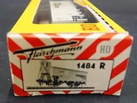 Fleischmann gedeckter güterwagen (gesloten goederenwagen/ölvagn) met remmershuisje - afbeelding 3 van  3