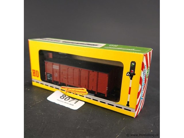 Fleischmann goederenwagen met remmershuisje van de duitse spoorwegen (db) modelnr: 1484 - afbeelding 1 van  3