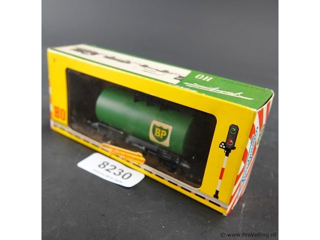 Fleischmann ketelwagen 'bp' van de duitse spoorwegen (db) - afbeelding 1 van  3