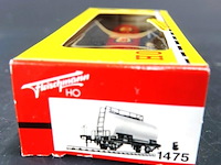 Fleischmann ketelwagen met opvallende gele en witte esso-logo's - afbeelding 3 van  3