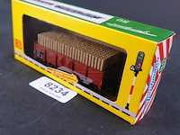 Fleischmann open goederenwagon beladen met een lading rond houten grubenholz (stuthout) - afbeelding 1 van  3