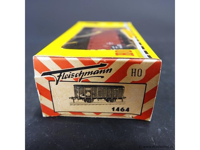Fleischmann overdekte goederenwagen (bouwserie g10) van de deutsche bundesbahn (db) - afbeelding 3 van  3