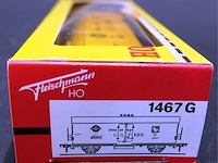 Fleischmann spoorkoelwagon, uitgevoerd in de huisstijl van de zweedse spoorwegen (sj) met reclame voor het isolatiemateriaalmerk gullfiber modelnr: 1467g - afbeelding 3 van  3
