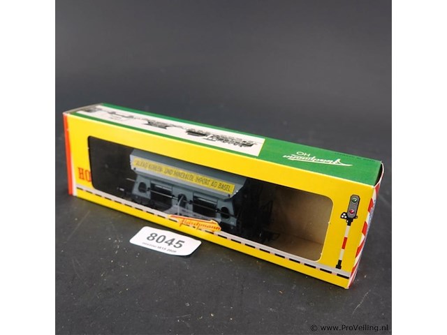Fleischmann zelflosser met het opschrift "alkag kohlen- und mineralöl-import ag basel" van de zwitserse spoorwegen (sbb) modelnr: 1486s - afbeelding 1 van  3