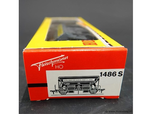 Fleischmann zelflosser met het opschrift "alkag kohlen- und mineralöl-import ag basel" van de zwitserse spoorwegen (sbb) modelnr: 1486s - afbeelding 3 van  3