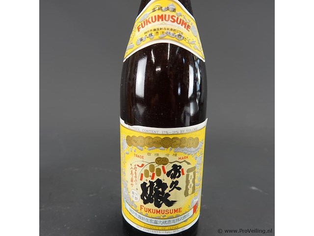 Fles fukumusume japanse sake, geproduceerd door fukutoku choshu co., ltd. - afbeelding 3 van  5