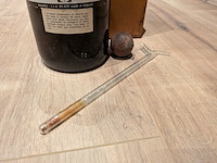 Fles hydrometische oplossing, deels gevuld, incl diverse nostalgische items - afbeelding 8 van  11