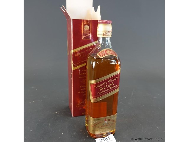 Fles johnnie walker red label old scotch whisky - afbeelding 1 van  5
