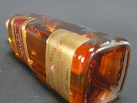 Fles johnnie walker red label old scotch whisky - afbeelding 4 van  5