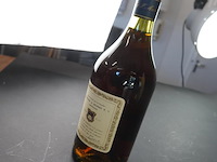 Fles martell 3 star (three star) cognac - afbeelding 4 van  5