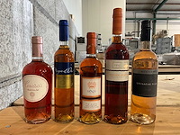 Fles wijn (15x) - afbeelding 2 van  2