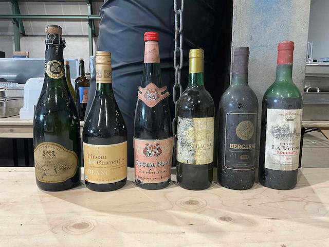 Fles wijn (24x) - afbeelding 4 van  4