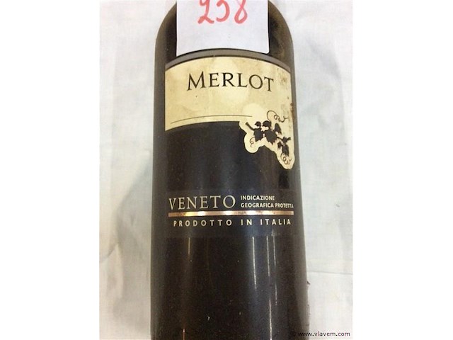 Fles wijn merlot - afbeelding 2 van  3