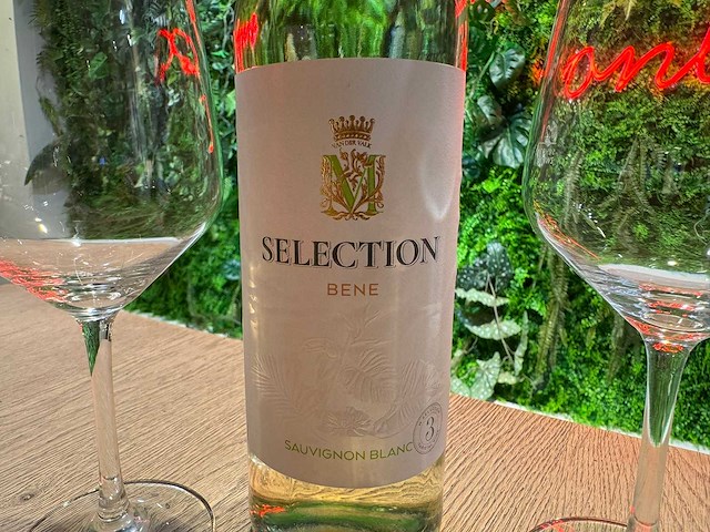 Fles witte wijn (14x) - afbeelding 2 van  2