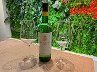 Fles witte wijn (9x) - afbeelding 1 van  2