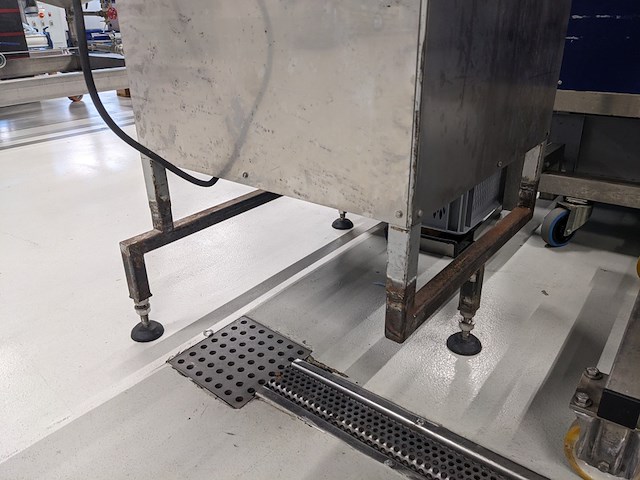 Flessen buffertafel, de groot, type 80 - afbeelding 5 van  5