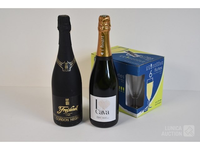 Flessen champagne - afbeelding 1 van  5