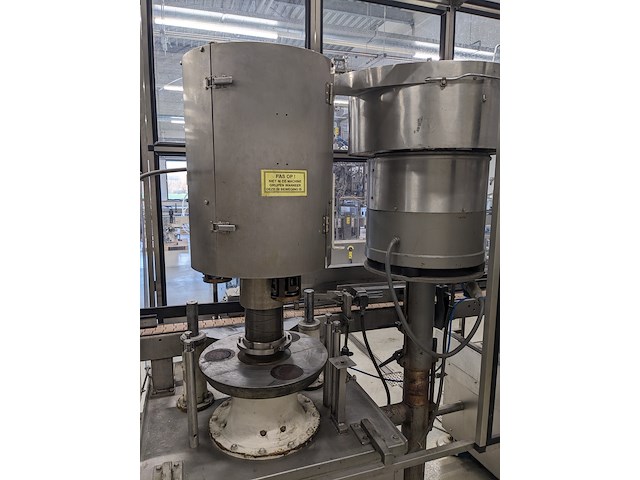 Flessen vul-en sluit machine, cobert / bertolaso, olympia 16 / sigma 103, 1991 / 1990 - afbeelding 32 van  35