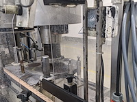 Flessen vul-en sluit machine, cobert / bertolaso, olympia 16 / sigma 103, 1991 / 1990 - afbeelding 16 van  35