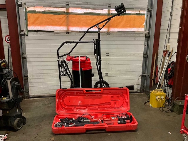 Flex giraffe plafondschuurmachine set - afbeelding 1 van  9