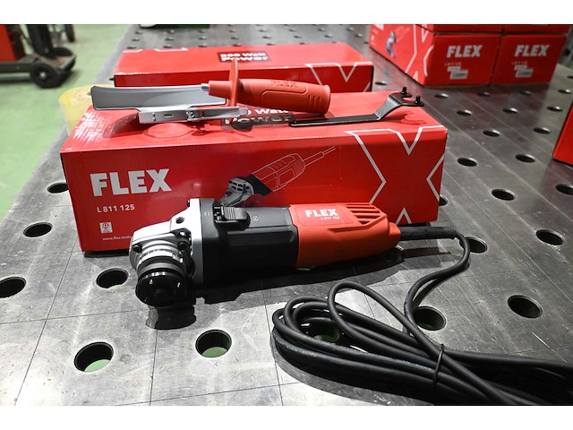 Flex haakse slijpmachine - ongebruikt - afbeelding 1 van  3