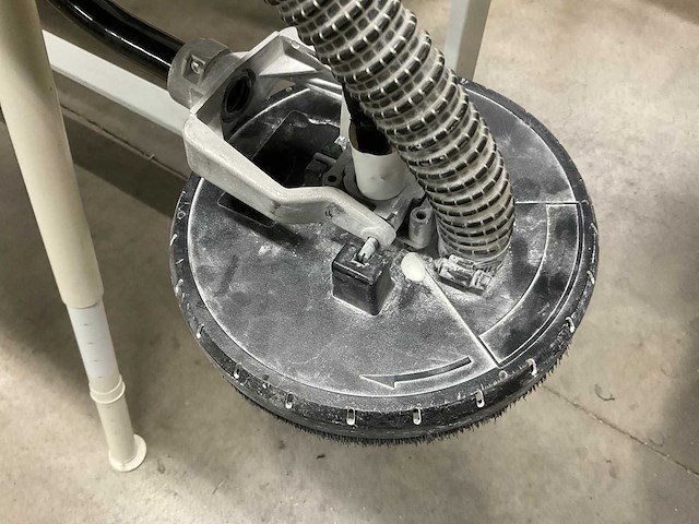 Flex wse500 plafondschuurmachine - afbeelding 6 van  7