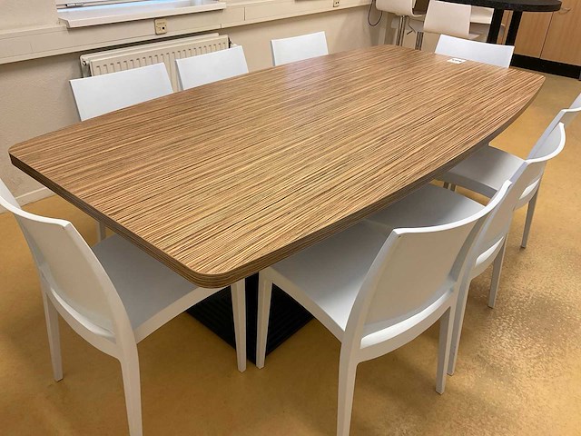 Flexfurm kantinetafel en -stoelen - afbeelding 5 van  5