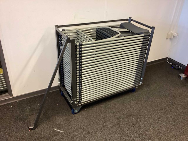 Flexfurn transport kar met 25 stoelen - afbeelding 3 van  6