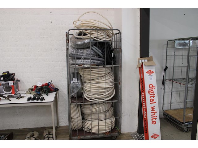 Flexibele behuizingsslang in diverse diameters in kar. - afbeelding 1 van  2