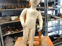 Flexibele en verstelbare stoffen kinderpaspop (mannequin)