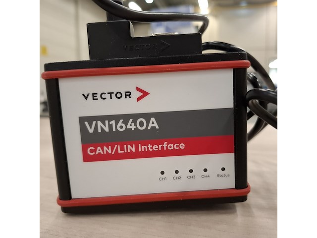 Flexible 4-channel bus interface vector, vn1640a - afbeelding 4 van  6