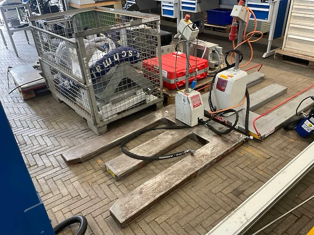 Flexilift flunder ka 2 hydraulisch hefplateau - afbeelding 1 van  5